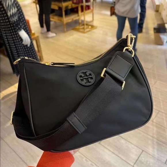 New , Tory Burch nylon crossbody bag - Picture 14 of 16